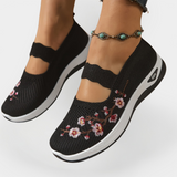 Pantofi anatomici cu flori brodate