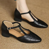 Margareta – Pantofi clasici tip T-strap, cu detaliu împletit