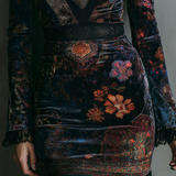 Rochie Mini Slim-fit din Catifea cu Imprimeu Floral și Dantelă la Gât
