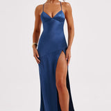 Loredana – Rochie Maxi din Satin cu Decolteu Înalt