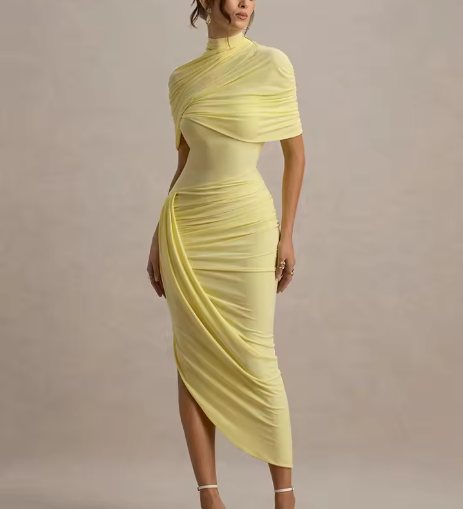 Andrada – Rochie Maxi cu Mâneci Tip Pelerină